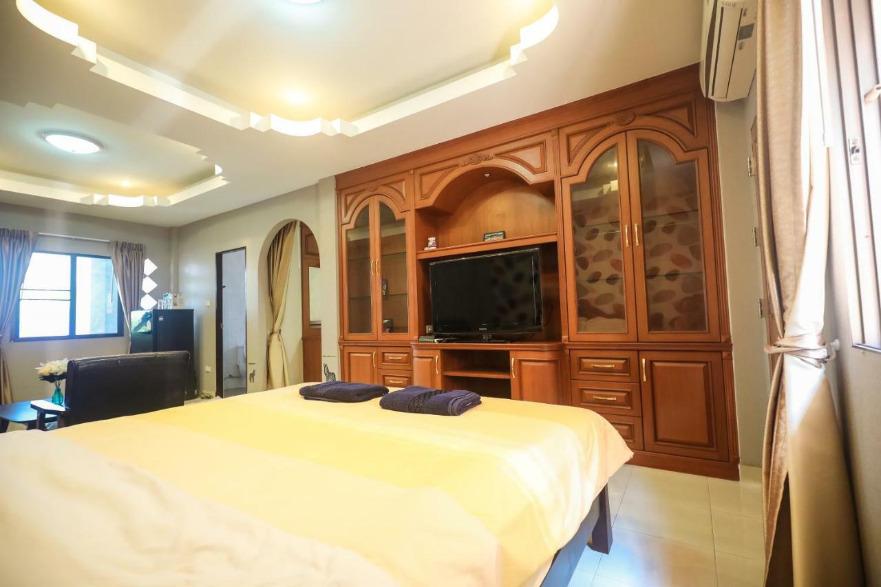 Marin House Pattaya Apartment Exterior photo